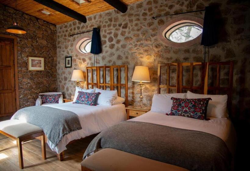 اتاق استاندارد برای معلولان, Nirvana Restaurant & Retreat