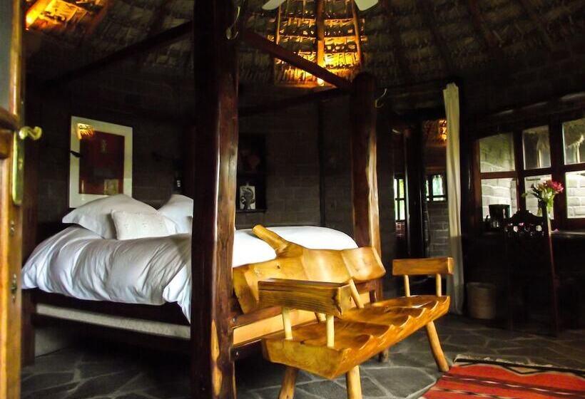 سوییت جونیور, Nirvana Restaurant & Retreat
