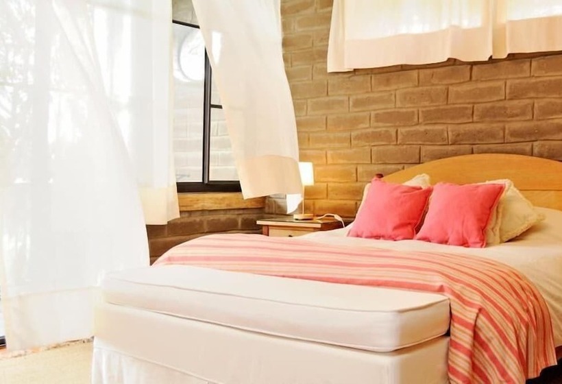 اتاق استاندارد, Nirvana Restaurant & Retreat