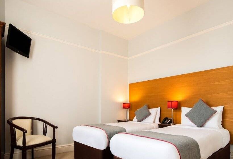 스탠다드 룸, The Regency Bristol