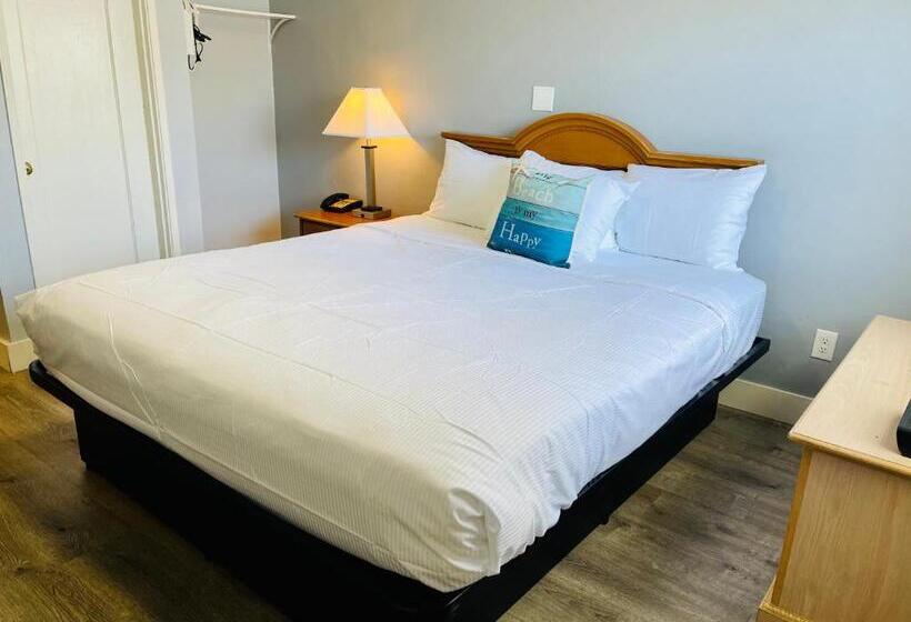 Семейный Номер, The Palomar Inn
