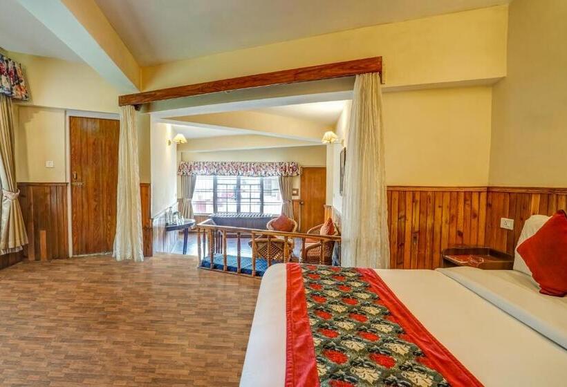 Suite with Terrace, Summit Newa Regency
