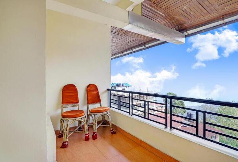 اتاق پریمیوم با بالکن, Summit Newa Regency