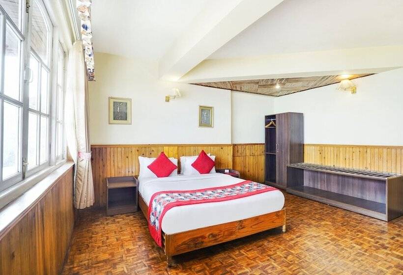 اتاق پریمیوم با بالکن, Summit Newa Regency