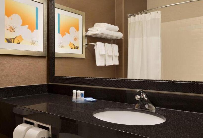 스탠다드 스튜디오 더블 침대, Fairfield Inn & Suites Bismarck North