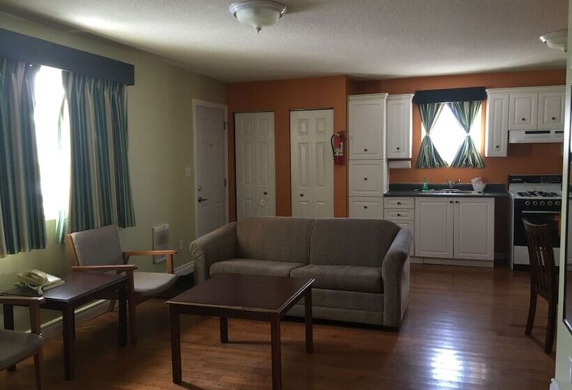 침실 2개 주택, Lakeshore Suites
