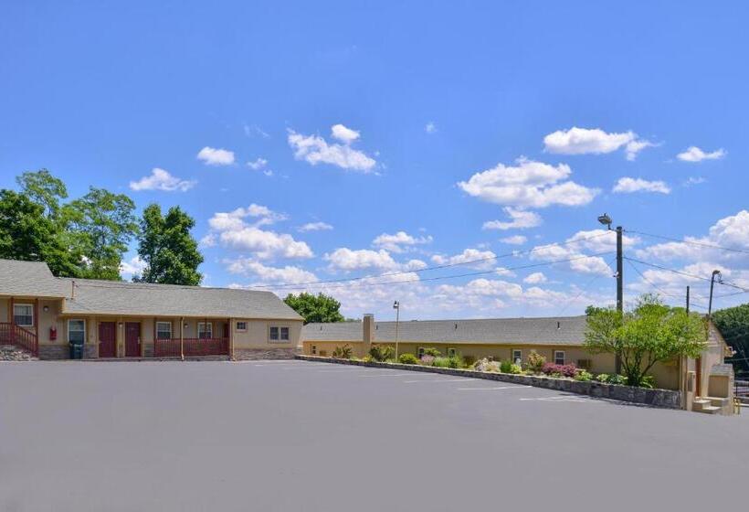 اتاق استاندارد با 2 تخت دوبل, Golden Hill Inndanbury