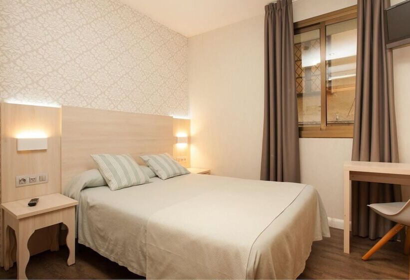 اتاق استاندارد, Hostal Fernando
