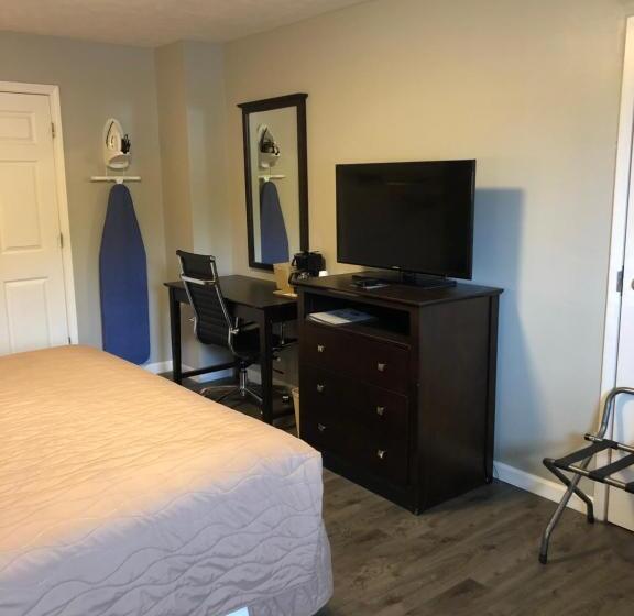 キングサイズベッドのスタンダードルーム, Deerfield Inn And Suites  Fairview