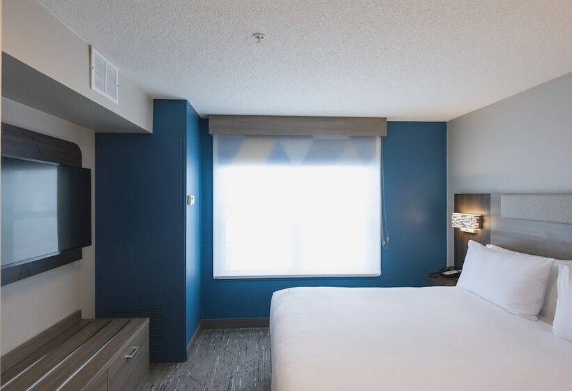 Люкс, Holiday Inn Express & Suites Marquette, An Ihg