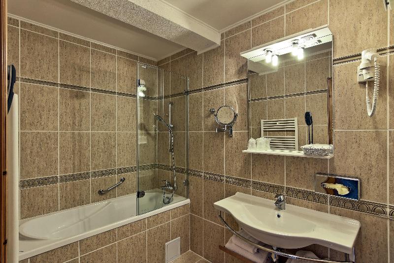 سوییت سوپریور, Mercure Sighisoara Binderbubi Hotel & Spa