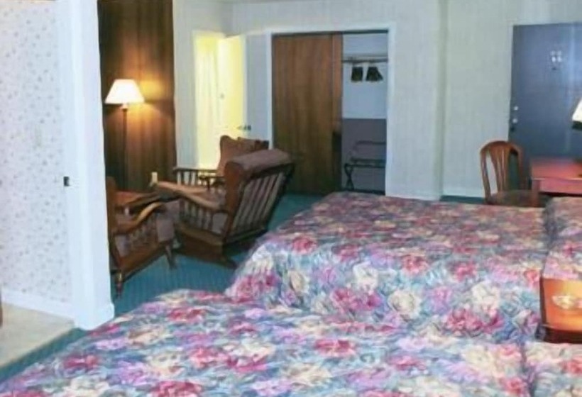 Люкс, Hill Brook Motel