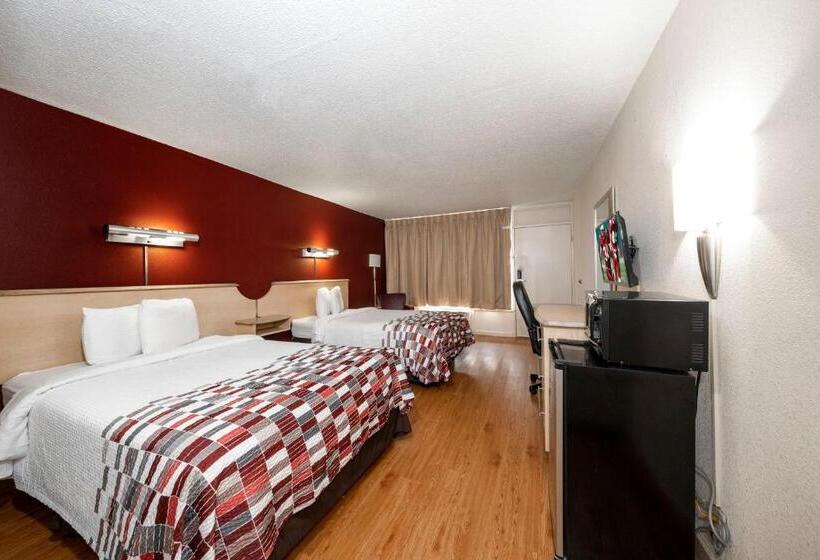 Номер Стандарт 2 Двуспальные Кровати, Red Roof Inn & Suites Wytheville