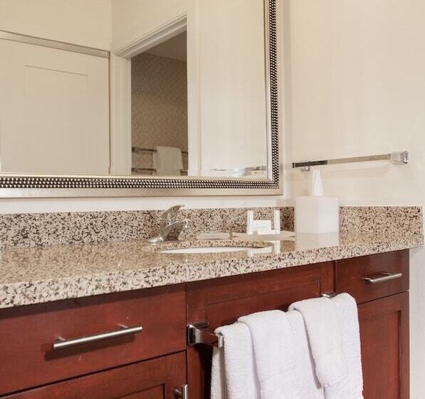 스탠다드 스튜디오, Residence Inn Prescott