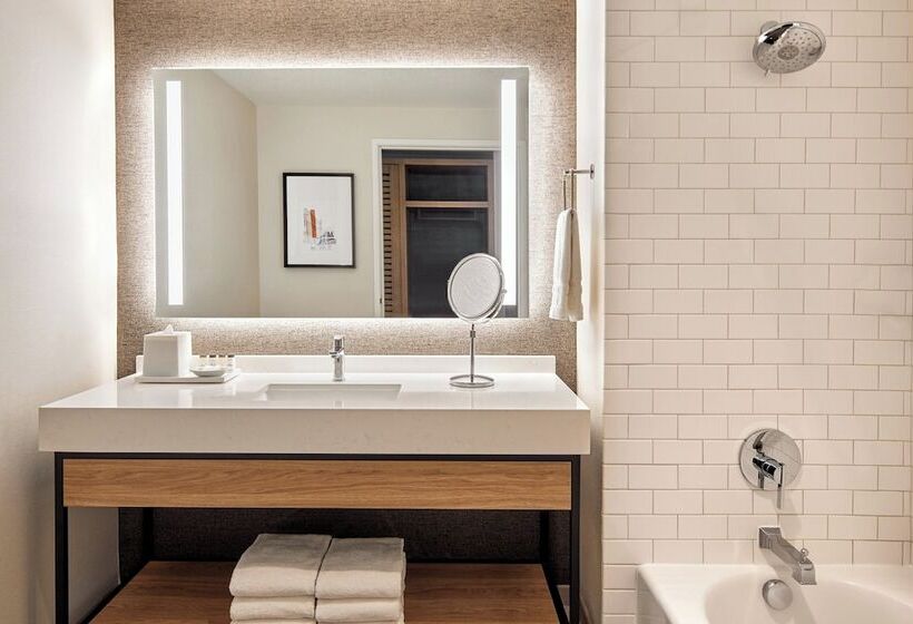 Президентский Люкс, Sheraton Phoenix Downtown