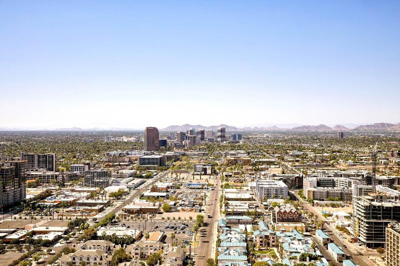 Президентский Люкс, Sheraton Phoenix Downtown