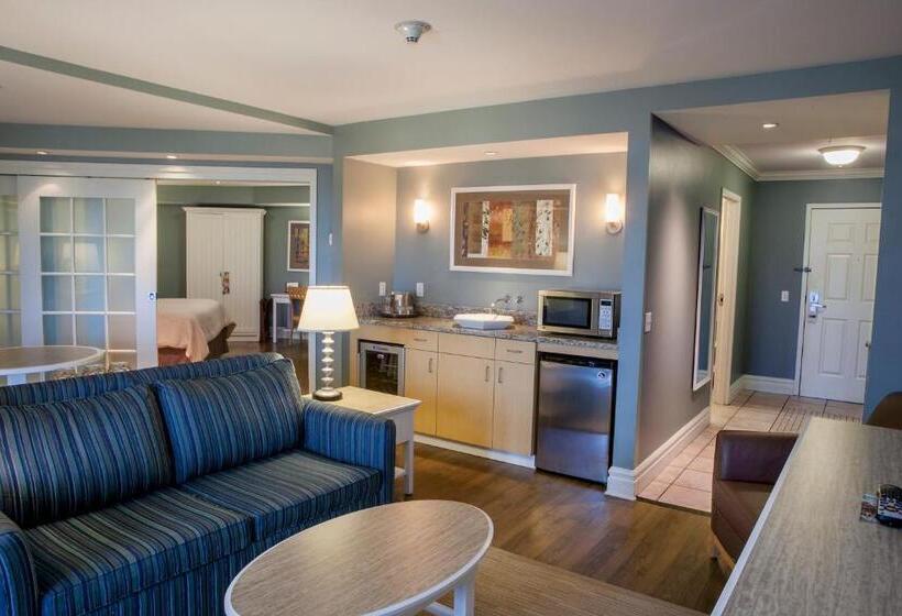 Люкс Deluxe Кровать Кинг, Watkins Glen Harbor