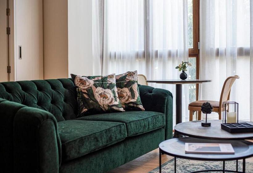 Полулюкс, Palma Suites