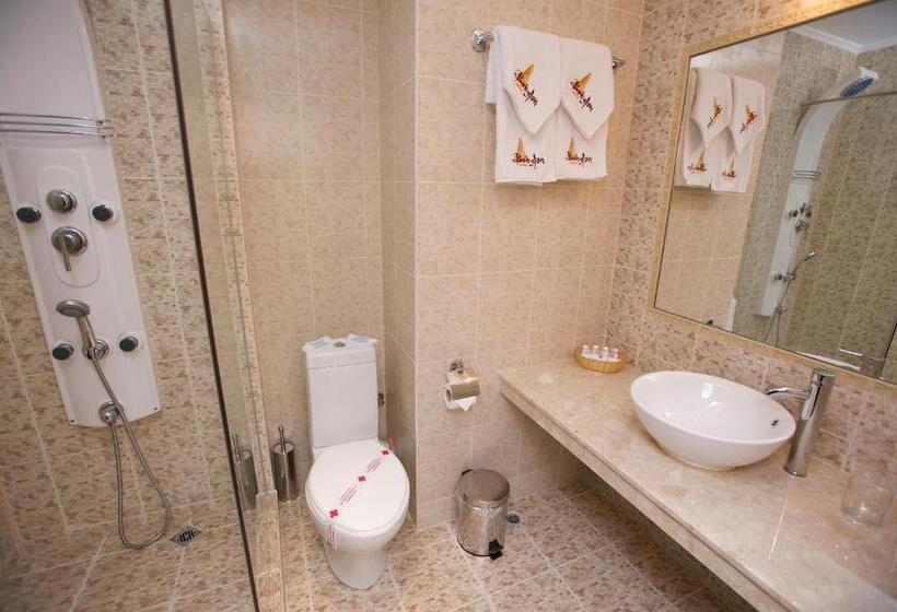 Superior Room with Balcony, Art Hotel Babylon