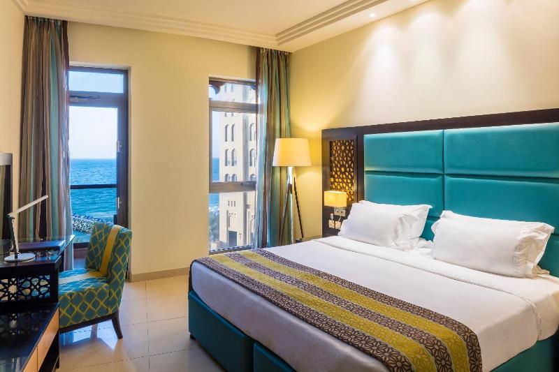 اتاق لوکس با چشم‌انداز دریا, Bahi Ajman Palace