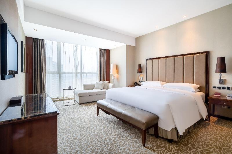 Люкс Кровать Кинг, Crowne Plaza Zhenjiang, An Ihg