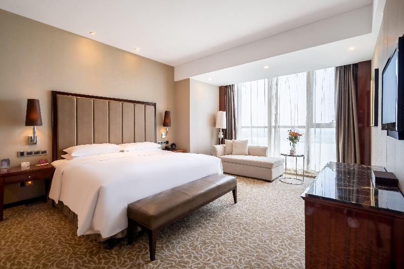 Люкс Кровать Кинг, Crowne Plaza Zhenjiang, An Ihg