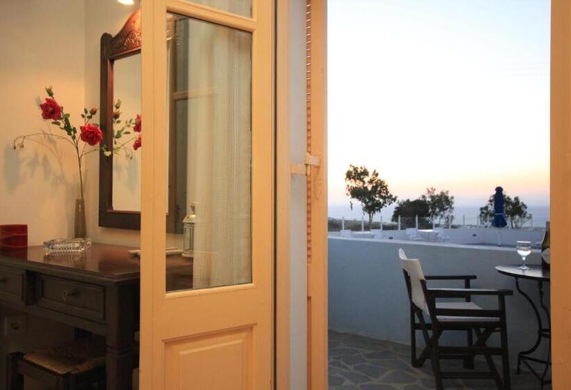 استودیوی استاندارد با چشم‌انداز دریا, Maria S Place   Adults Only