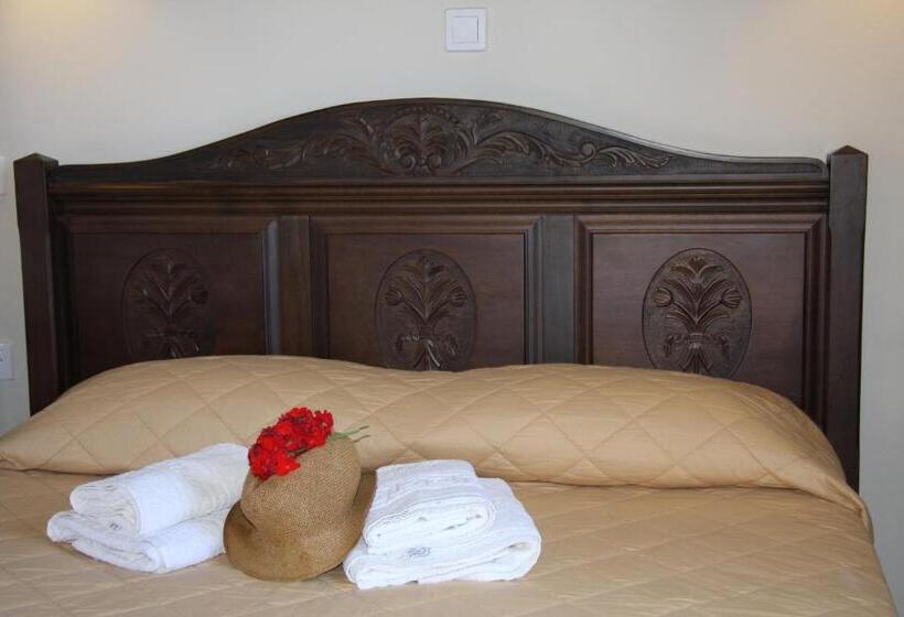 استودیوی استاندارد با چشم‌انداز دریا, Maria S Place   Adults Only