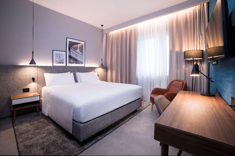 اتاق استاندارد, Radisson Hotel Nola Naples
