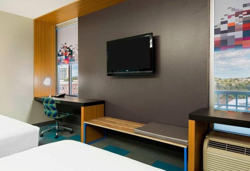 带2个双人床的标准工作室, Aloft Tallahassee Downtown