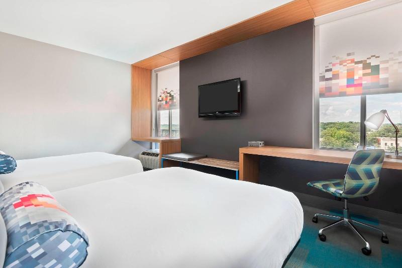 标准间, Aloft Tallahassee Downtown
