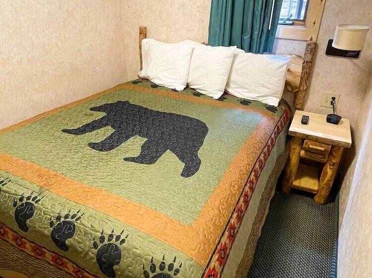 Люкс, Spirit Lake Lodge