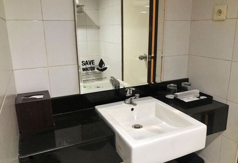 Номер Deluxe, Swissbelinn Balikpapan