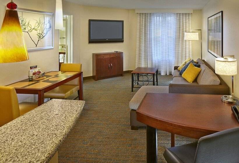 스위트, Residence Inn By Marriott Waldorf