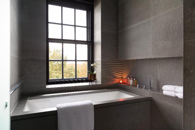 Люкс, Grosvenor House Suites