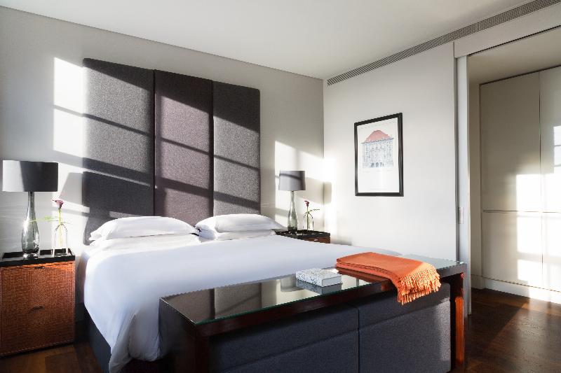 Люкс 2 Спальни, Grosvenor House Suites