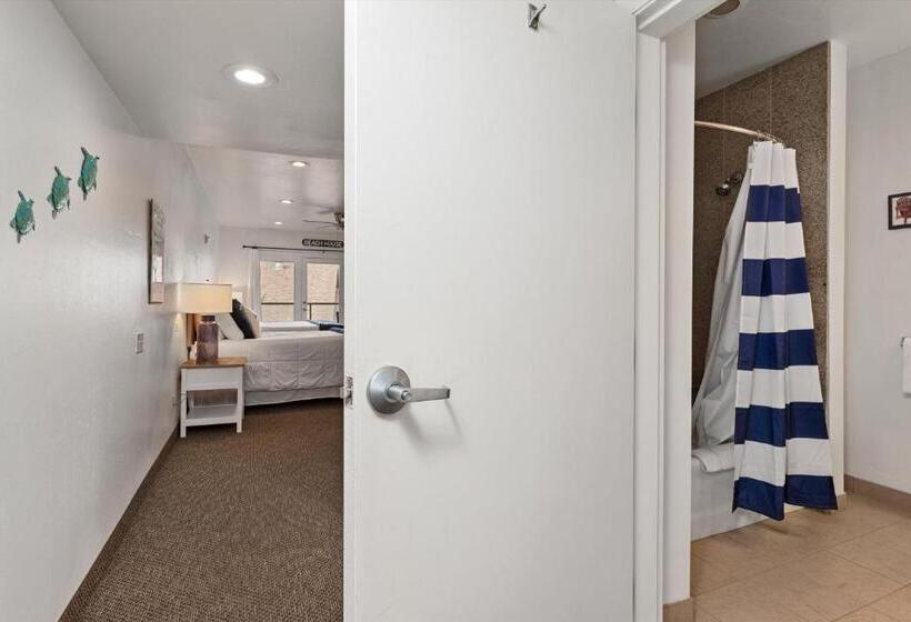 Студия Стандарт Вид на Море, Beach House Inn & Suites