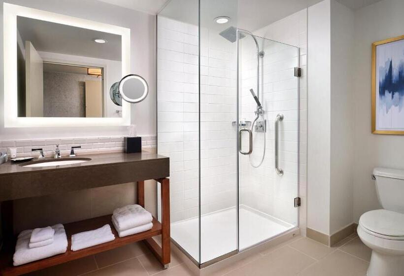 Номер Deluxe Кровать Кинг, The Westin Austin At The Domain