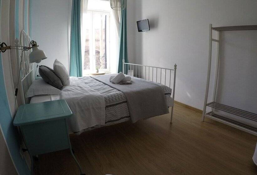 اتاق استاندارد سه نفره, Tuttotondo Roma