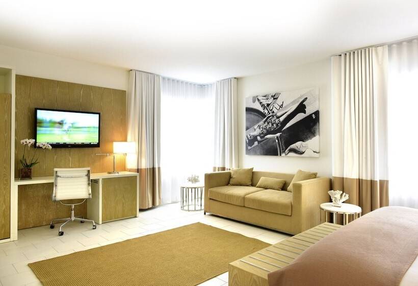 اتاق لوکس با تخت بزرگ, Pestana South Beach