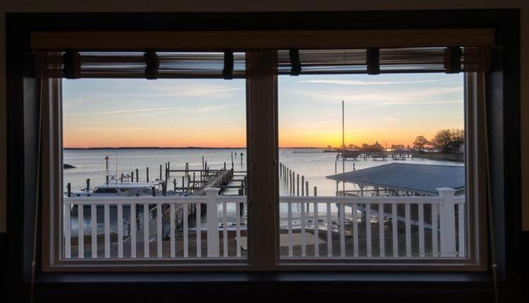 스위트 킹사이즈 침대, Wylder Hotel   Tilghman Island