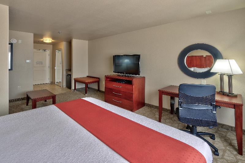 스탠다드 룸 킹사이즈 침대, Holiday Inn Roswell, An Ihg