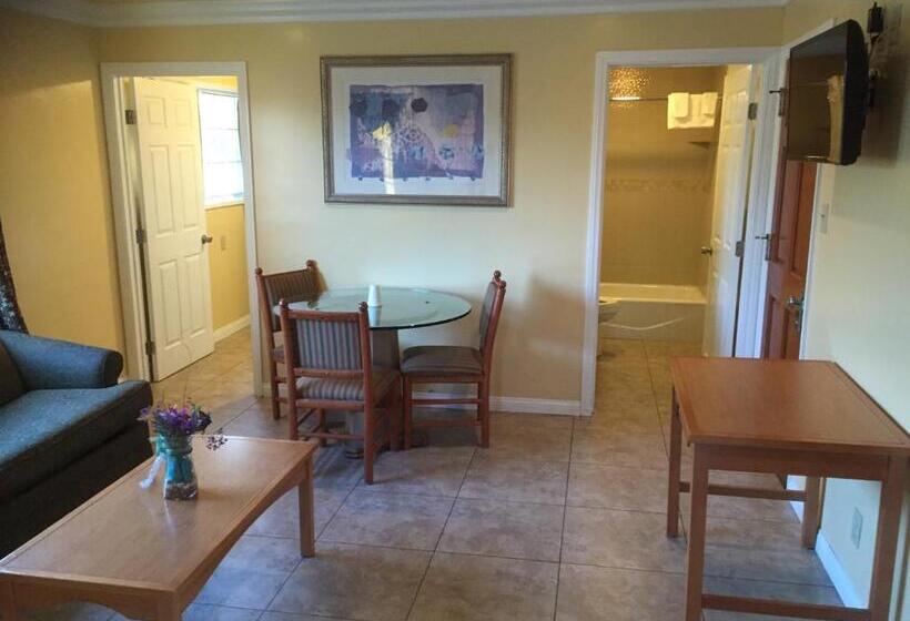 高级家庭房间, Bayshore Inn Ventura