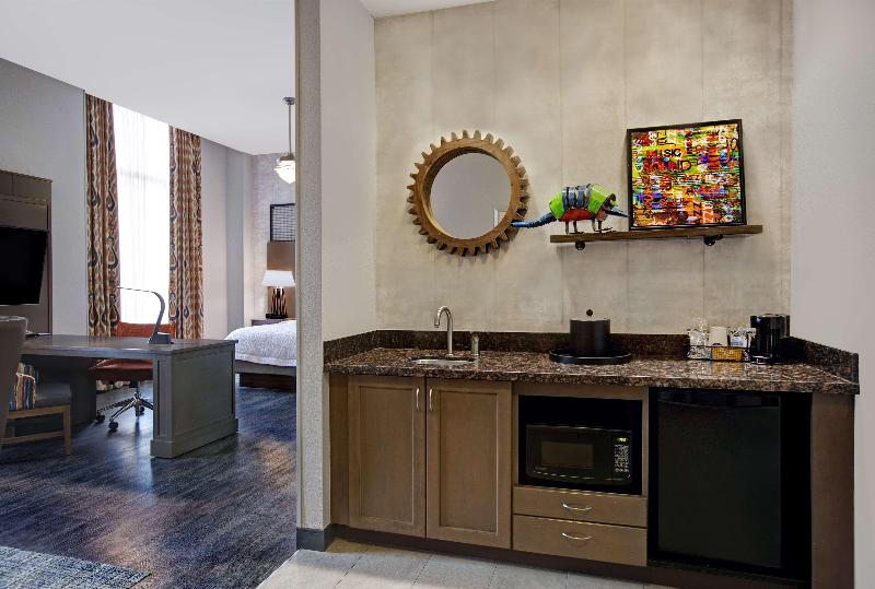 استودیو استاندارد با تخت کینگ, Hampton Inn & Suites Austin @ The University/capitol