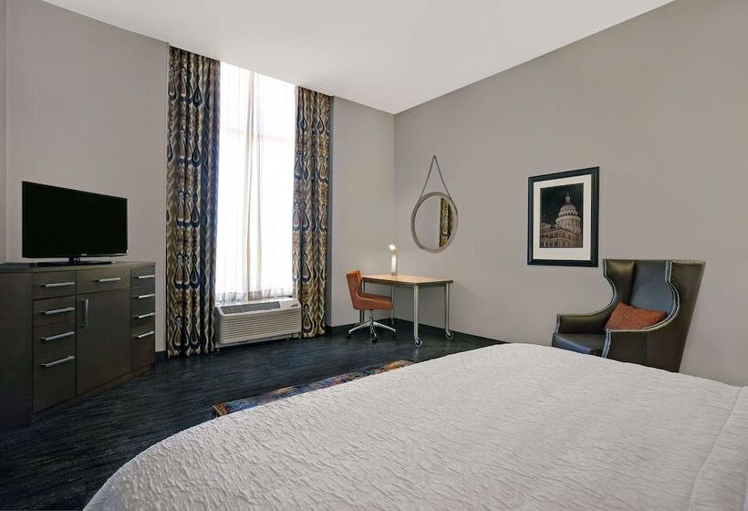 اتاق استاندارد با تخت دوبل, Hampton Inn & Suites Austin @ The University/capitol