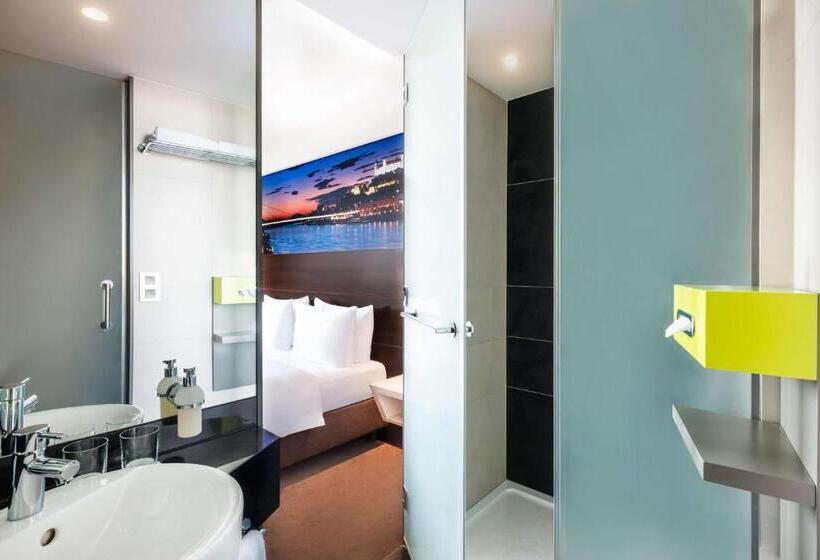 带观景的标准间, Lindner Hotel Bratislava, Part Of Jdv By Hyatt