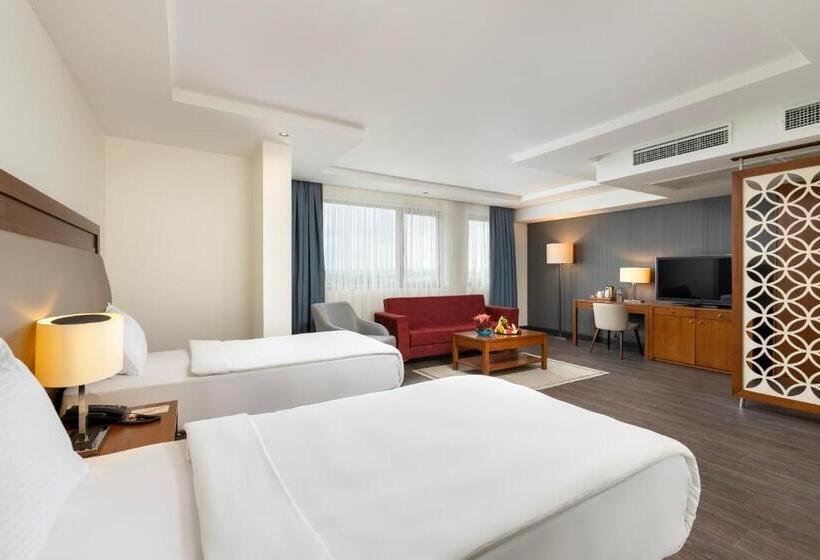 Business Room, Miracle Istanbul Asia Airport Hotel & Spa