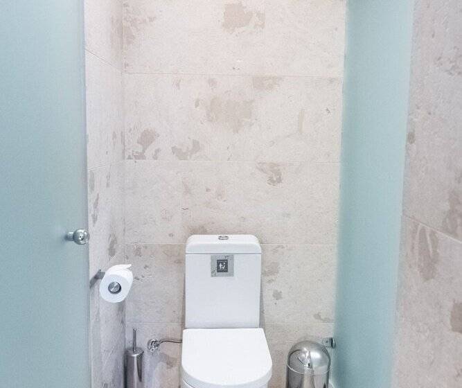 Полулюкс, 12 Months Resort & Spa