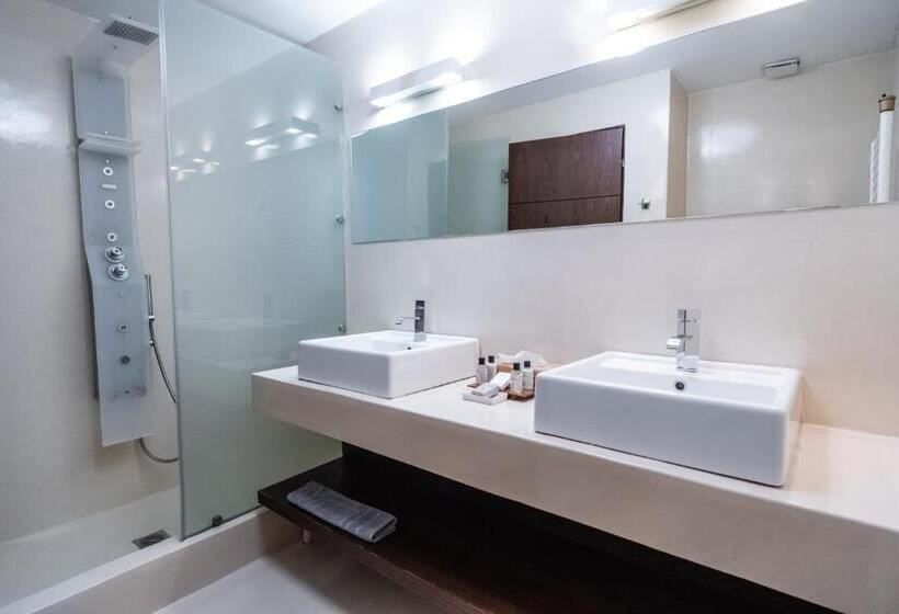 Family Suite, 12 Months Resort & Spa