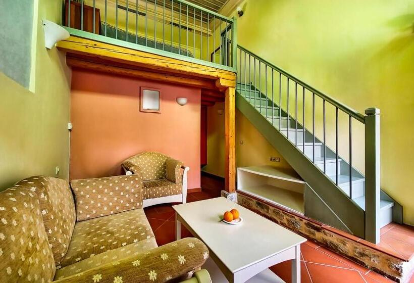 Номер Стандарт Трехместный, Taleton Eco Guest House